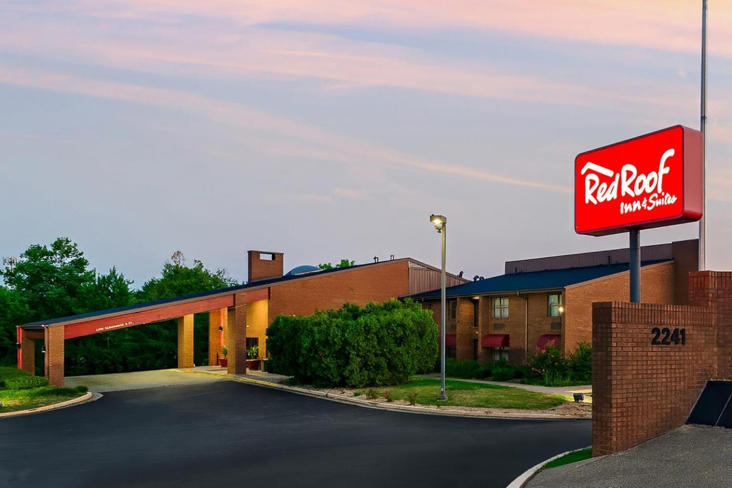 Red Roof Inn & Suites Lexington - Hamburg Exterior foto